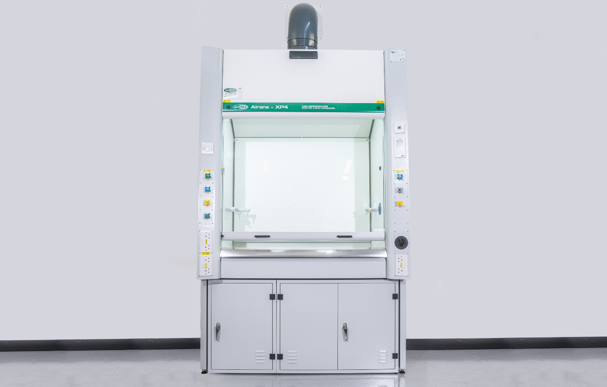 Airone XP4 fume cupboard against white wall